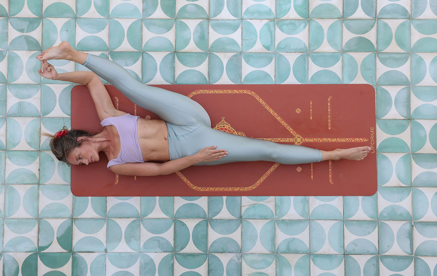 Reclined Hand To Big Toe Pose - Supta Padangusthasana B