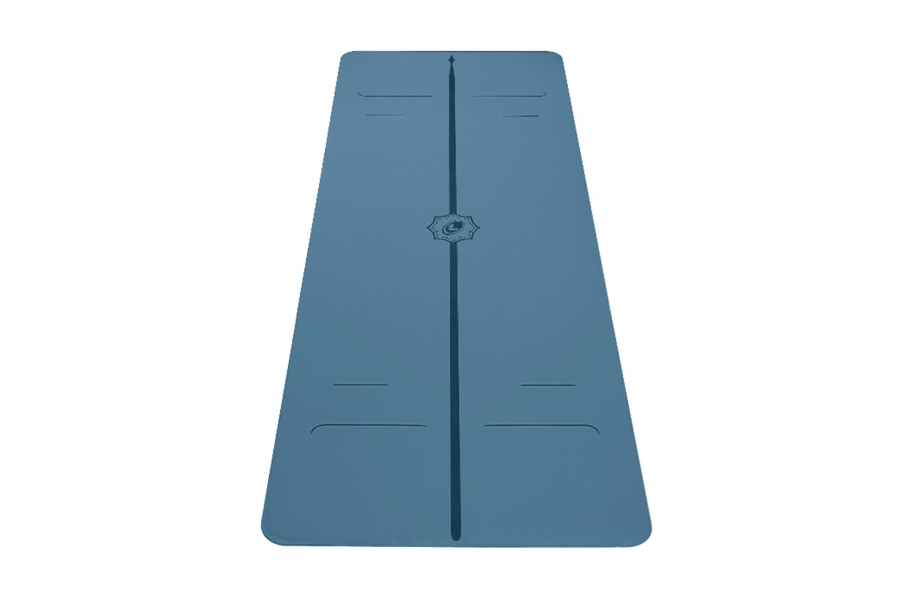 Liforme Evolve Yoga Mat – Patented Alignment System, Warrior-like Grip,  Non-slip, Eco-friendly and Biodegradable, sweat-resistant, long, wide and