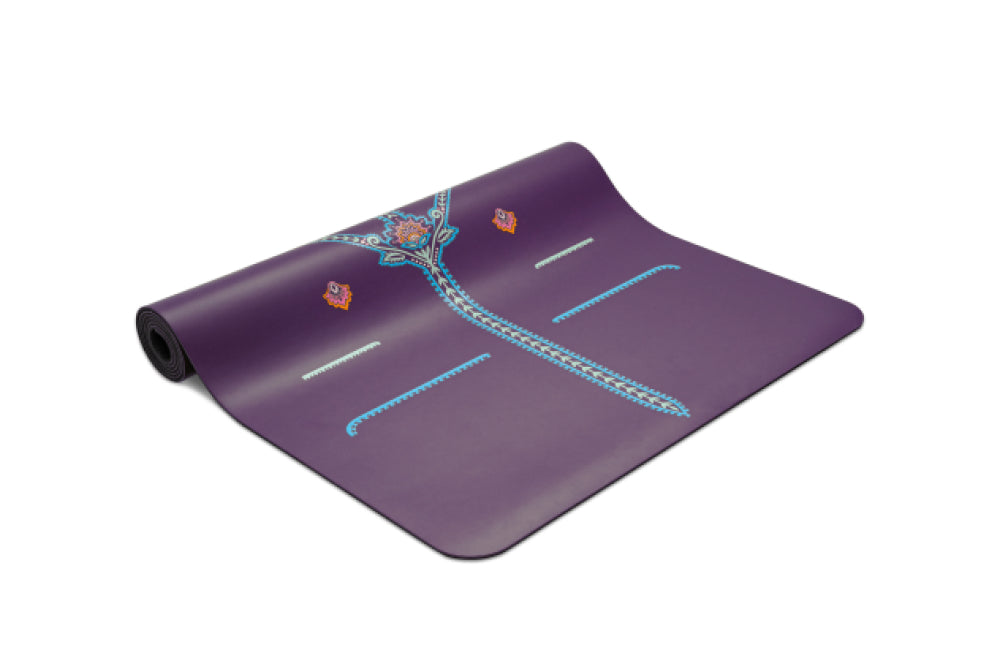 Liforme Mindful Garden Travel Yoga Mat - Purple
