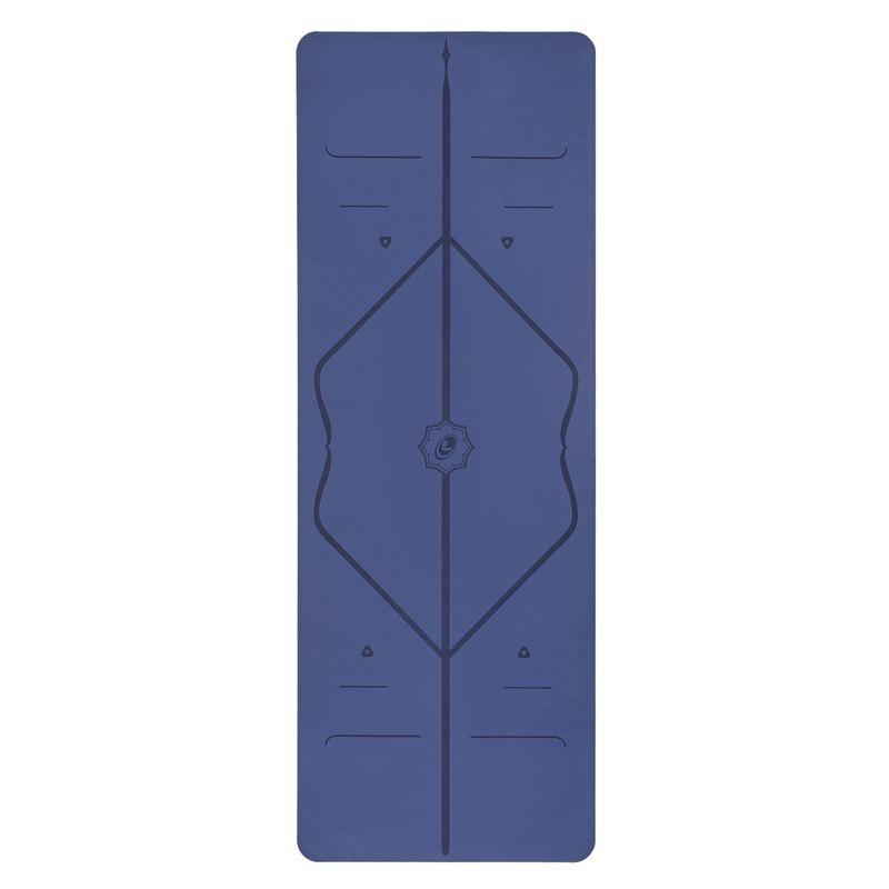 Front view of the alignment design of the dusk blue Liforme Yoga mat