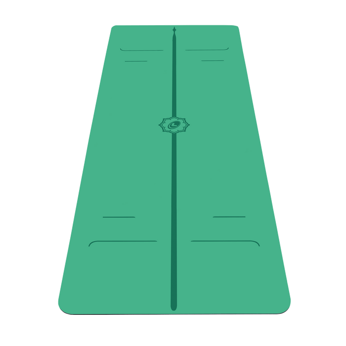Liforme Evolve Tapis de yoga montrant une vue de face, Vert coloris avec AlignForMe® alignement de la posture et surface écologique antidérapante