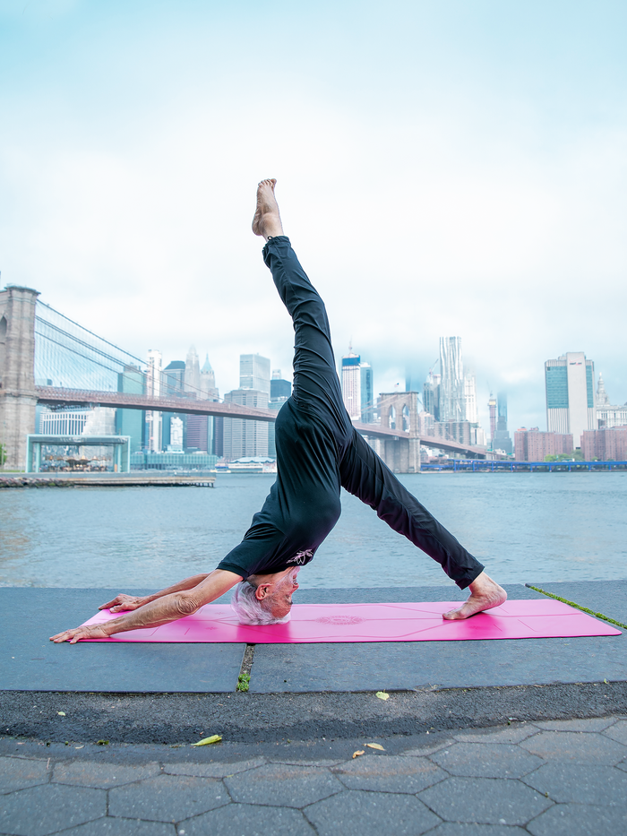 Liforme Expressions Yoga Mat