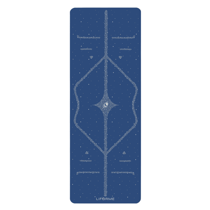 A birdseye view of the Liforme Magic Galaxy Yoga Mat Silver Dusk Blue