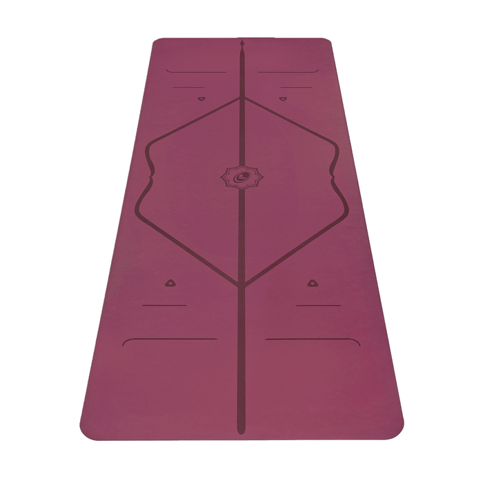 Liforme Classic Yoga Mat with AlignForMe® posture alignment and non-slip eco-friendly surface