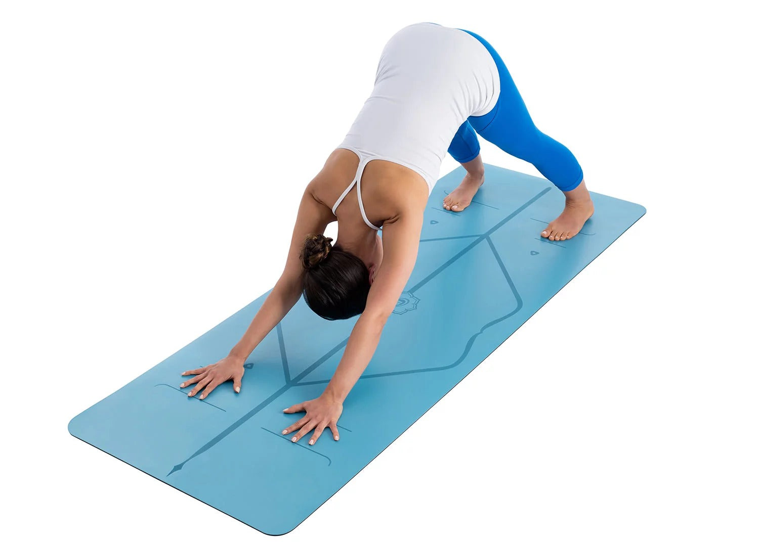  Liforme Travel Yoga mat – Patented Alignment System,  Warrior-Like Grip, Non-Slip, Eco-Friendly, Ultra-Lightweight and Sweat  Resistant, Made with Natural Rubber (Blue Sky) : Sports & Outdoors