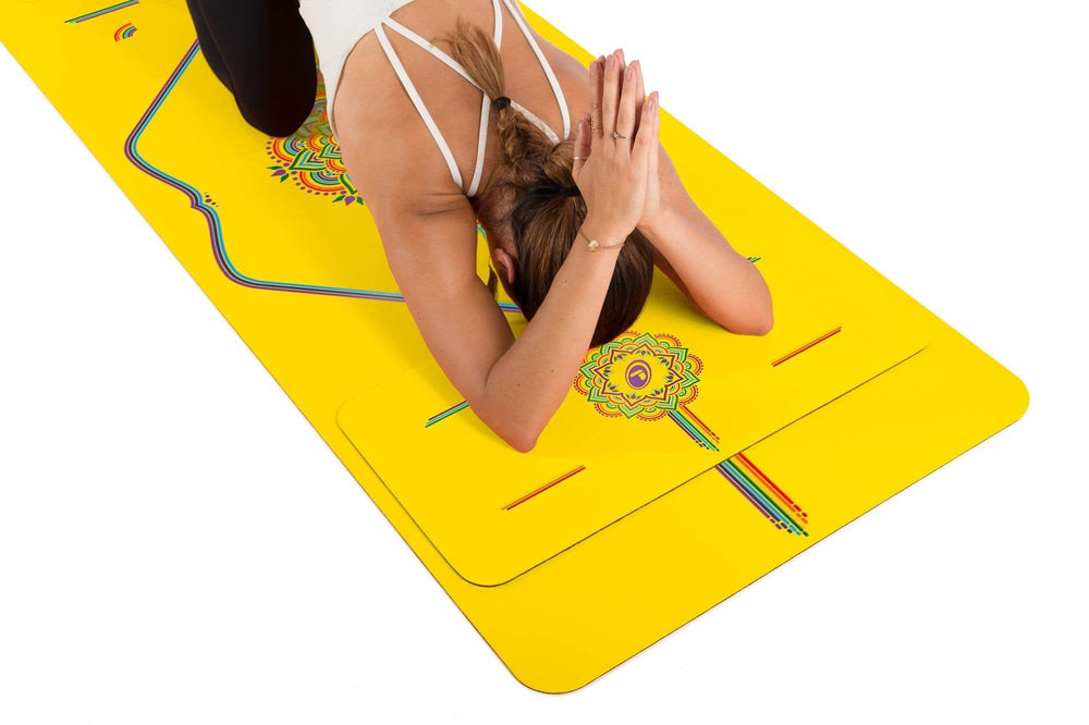 Liforme Rainbow Hope Yoga Pad  Extra Knee Support & Cushioning
